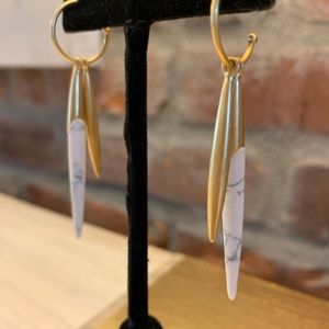 Stella & Dot Layering necklace and earrings